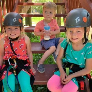 Meet your Posher, Derek